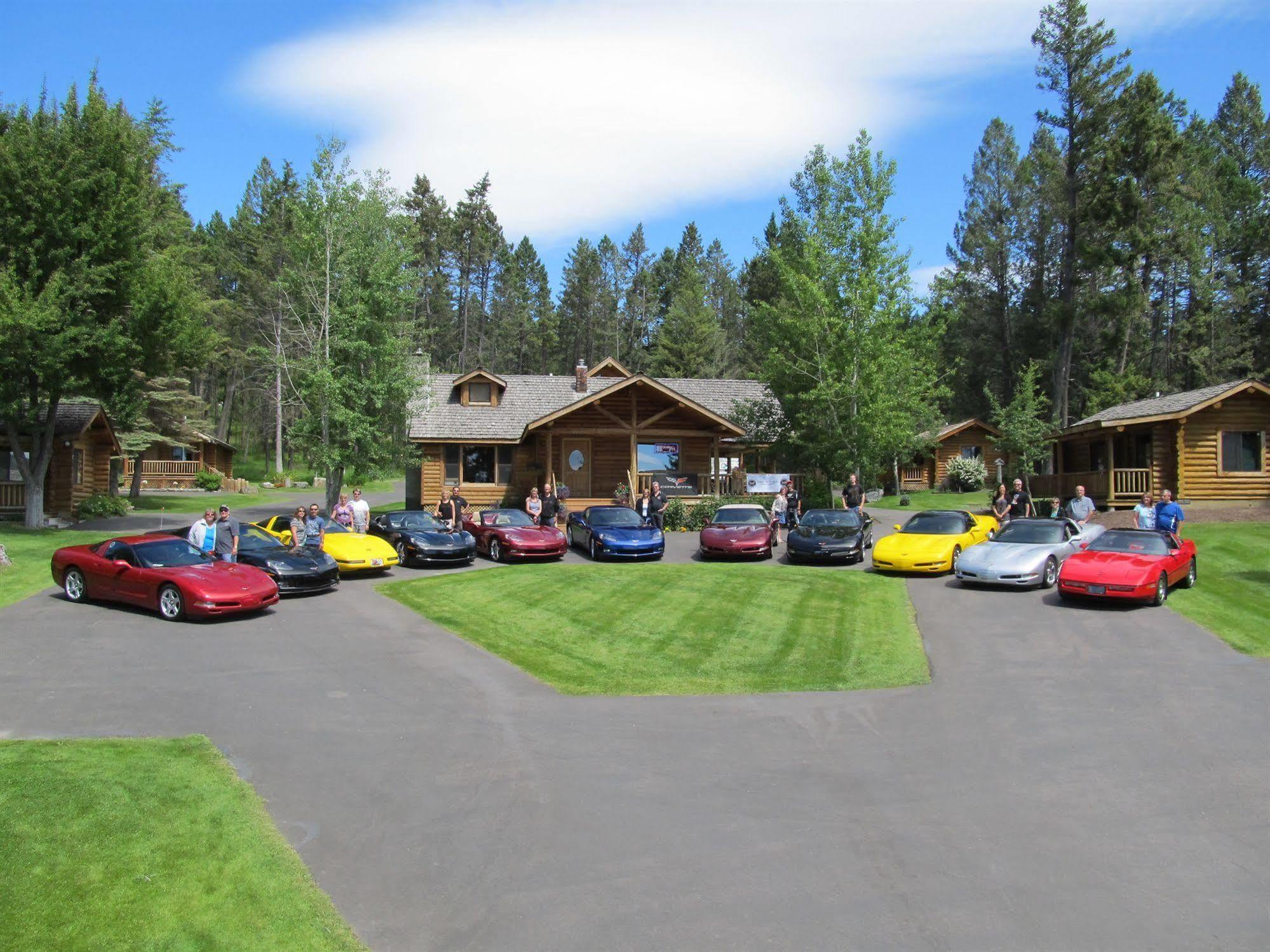 Somers Bay Log Cabin Lodging Hotel Bagian luar foto
